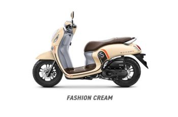 Ragu Pilih Motor Baru? Simak Kelebihan Honda Scoopy 2021 Berikut Ini!